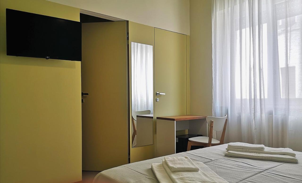 Fidardo Rooms โมโนโปลี ภายนอก รูปภาพ